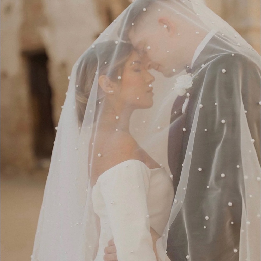 Pearl Veil